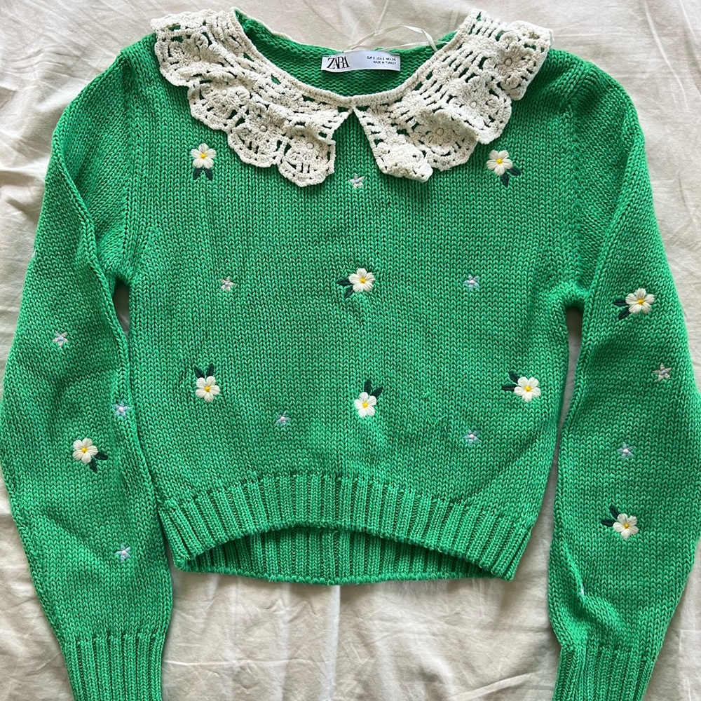 Zara Green Crochet Collar Daisy Embroidered Sweater